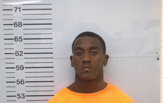 Oxford Police Arrest 18-Year-Old Suspected of Armed Robbery and Aggravated Assault at Local Hotel