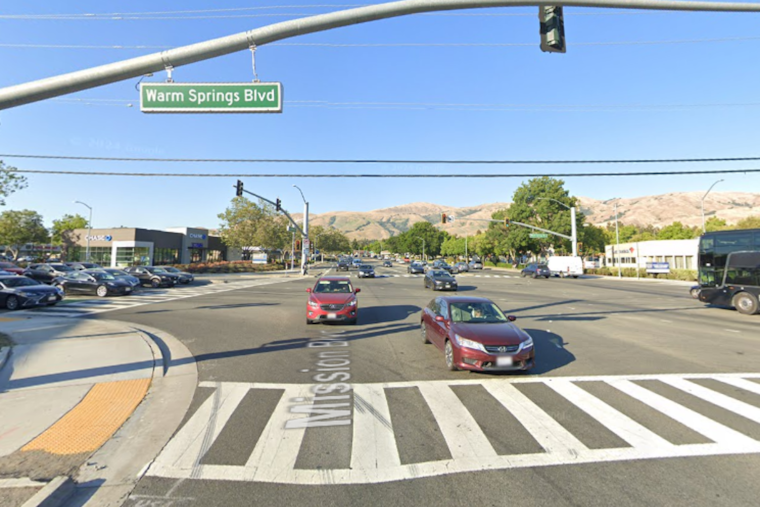 Pedestrian Fatally Struck by Bus on Mission Boulevard in Fremont during Early Morning Collision