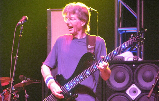 Phil Lesh, Grateful Dead Bassist and Bay Area Icon, Dies at 84