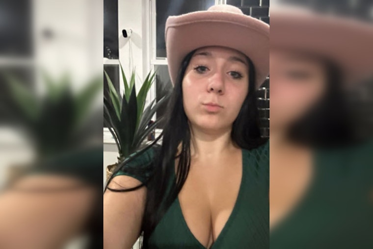 Philadelphia Police Seek Public's Help in Locating Missing Teen Ryleigh Gnoski