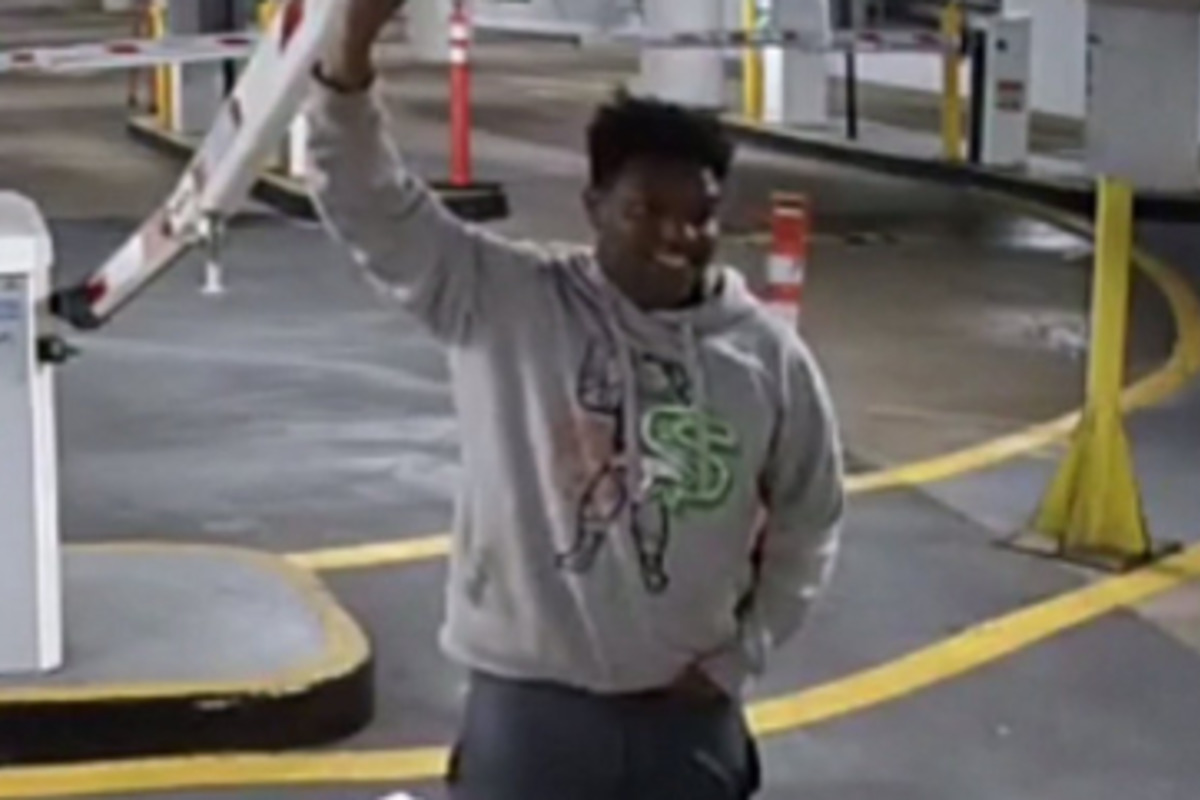 Philadelphia Police Seek Public's Help to Identify Suspect in $8000