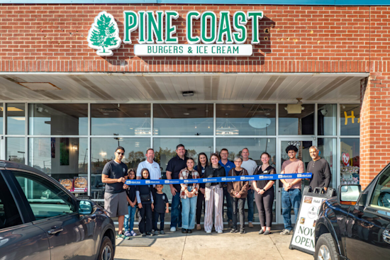 Pine Coast Cafe Debuts in Hilliard with Halal Options and Gourmet Eats at Tinapple Plaza