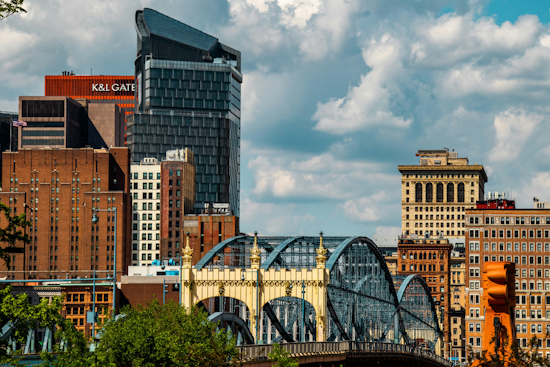 Pittsburgh Weather Alert, Gusty Winds and Scattered Showers Ahead as Temperatures Take a Dip