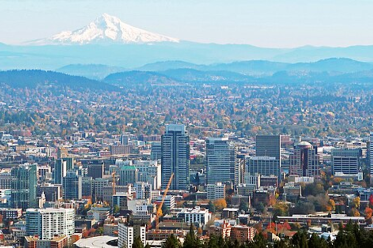 Portland Embraces Autumn with Mild Temperatures Today Before Rainy Week Ahead, Says NWS