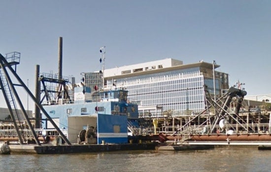 Ports Paralyzed from New Orleans to the East Coast as Dockworkers Demand Higher Pay and Ban on Automation