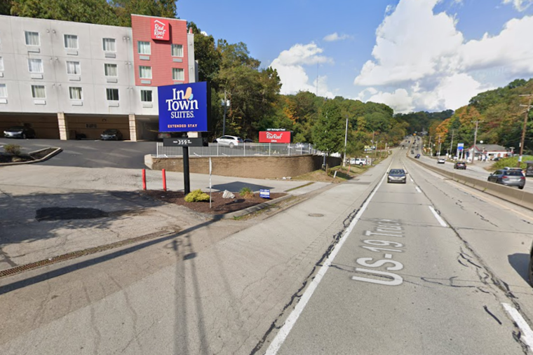 Ross Township Community Mourns as Man Fatally Struck on McKnight Road, Police Investigate the Incident