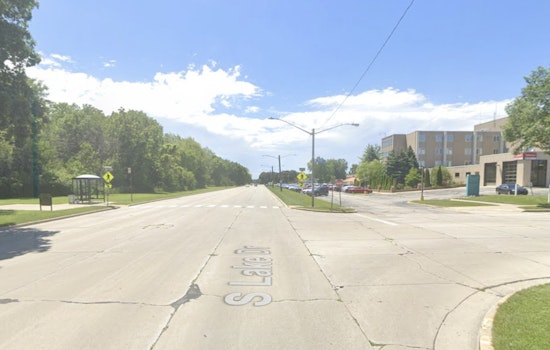 Runner Struck by Vehicle in Chain-Reaction Crash During Milwaukee Lakefront Marathon