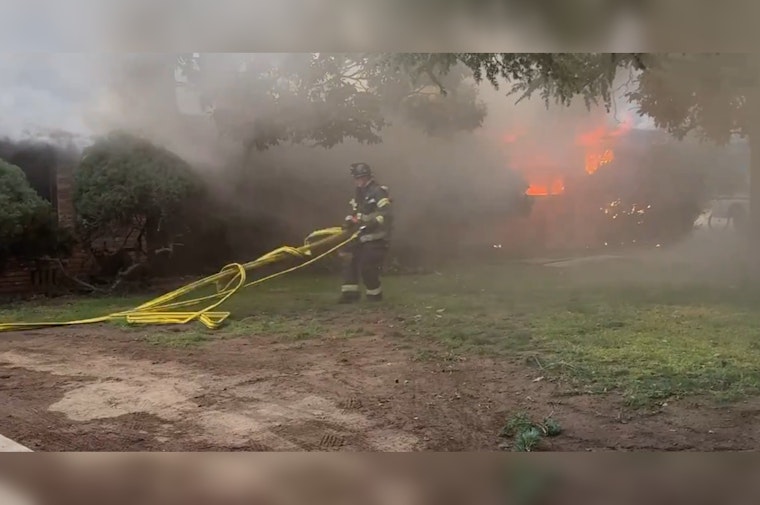 Sacramento Firefighters Tackle Blaze in Los Robles Home, No Human Casualties but Family Pet Perishes