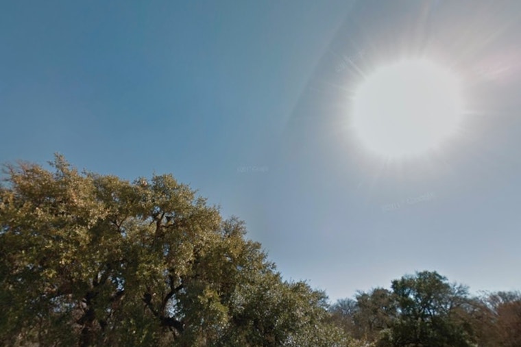 San Antonio Welcomes Sunny Skies and Steady Breezes, Highs Nearing 80 Degrees