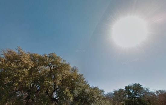 San Antonio Welcomes Sunny Skies and Steady Breezes, Highs Nearing 80 Degrees