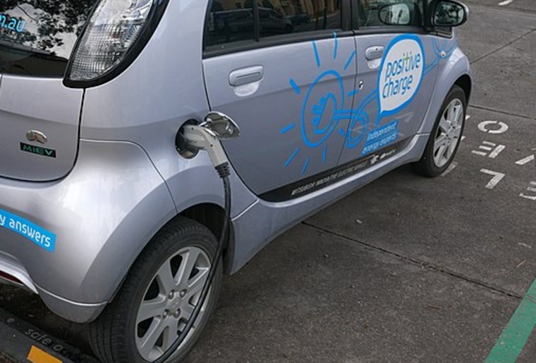Santa Ana Welcomes Southern California’s First Full-Service EV Charging Center by Rove