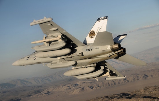 Search Persists for Two Missing Navy Aviators After EA-18G Growler Crash Near Mount Rainier