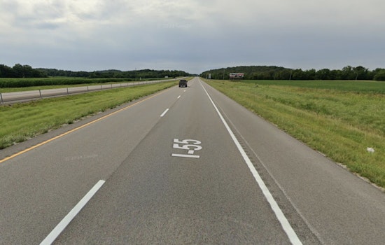 Semi-Truck Driver Dies in I-55 Crash Near Ste. Genevieve County
