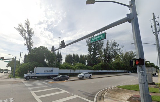 Serious Injury Crash Blocks Major Intersection in Boca Raton, Traffic Detours Enforced