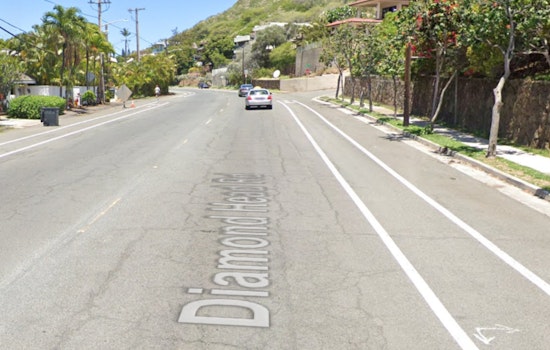 Speeding Blamed for Multiple-Vehicle Crash Near Diamond Head, Leaving 3 Hospitalized
