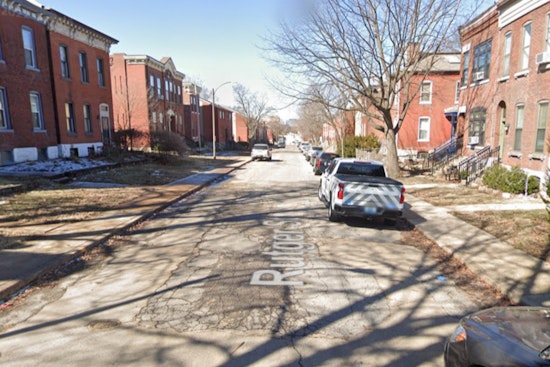 St. Louis Police Investigating After Man Killed, Woman Hospitalized in Gate District Shooting