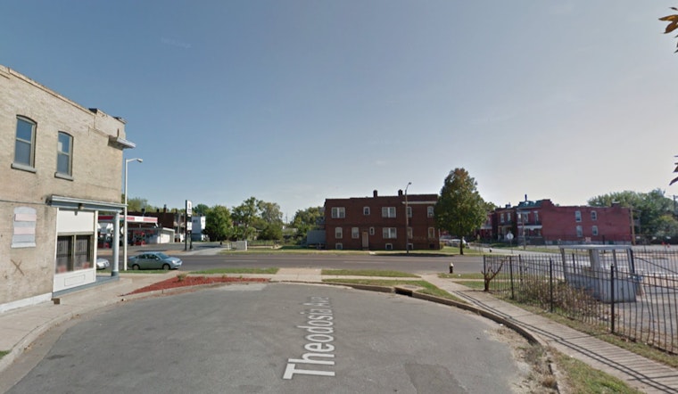St. Louis Police Officer Targeted by Gunfire During Night Investigation as Suspects Flee in Red SUV