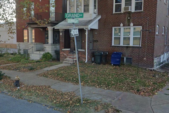 St. Louis Police Seek Tips on Trio Suspected of Midday Robbery at Dutchtown Family Dollar