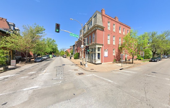 St. Louis Rideshare Driver Victimized in Carjacking in Benton Park as Police Search for Suspect