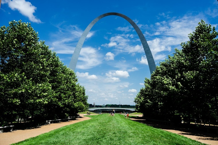 St. Louis to Bask in Sunny Days Ahead, NWS Warns of Elevated Fire Danger in Northeast Missouri and West-Central Illinois
