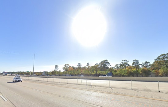 Sunny Skies and Mild Breezes Ahead for Houston as Neighboring Regions Brace for Storms