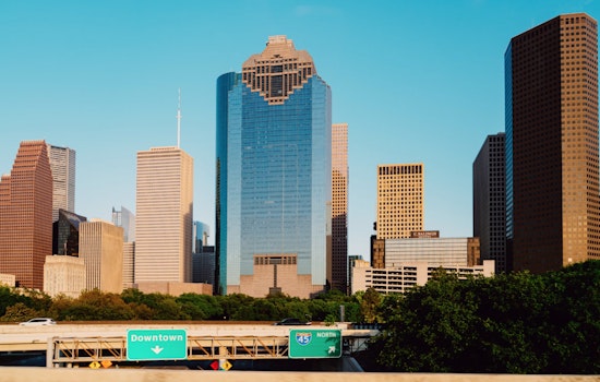 Sunny Skies Expected in Houston as the Northeast Prepares for Severe Thunderstorms