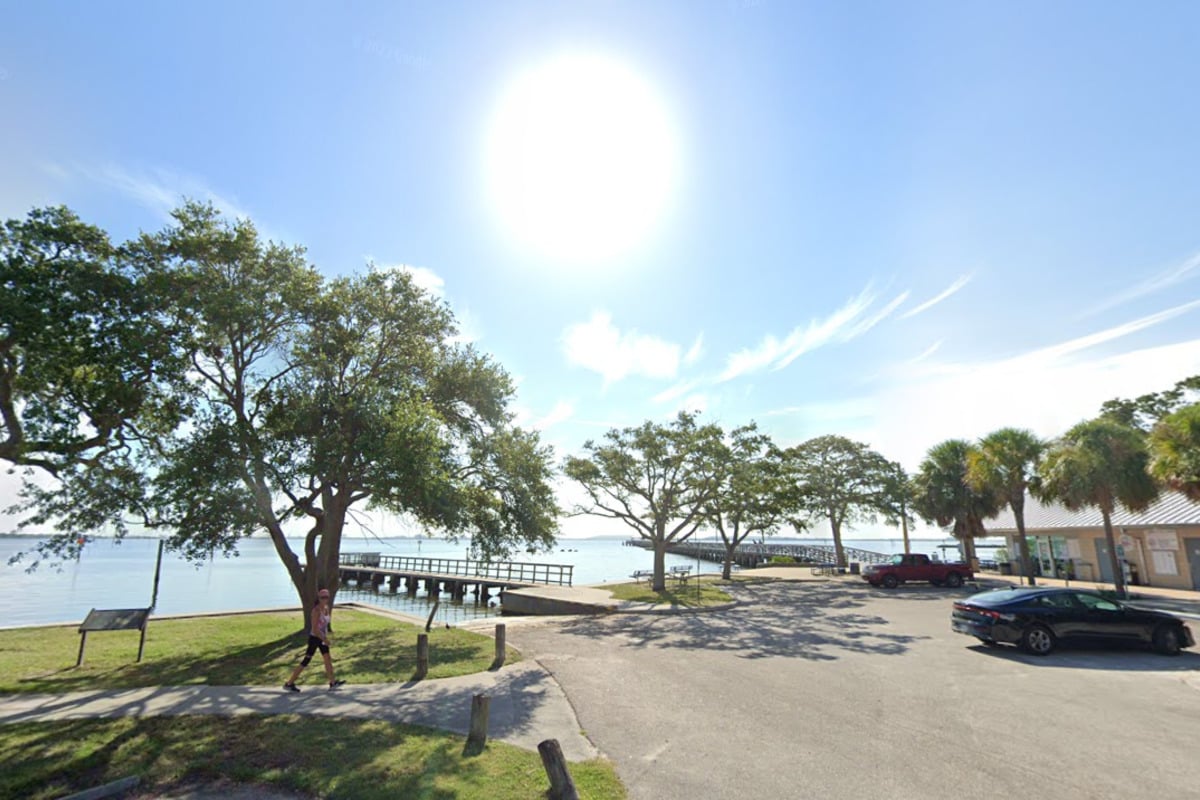 Sunshine and Showers Ahead in Tampa with Sticky Humidity and Scattered