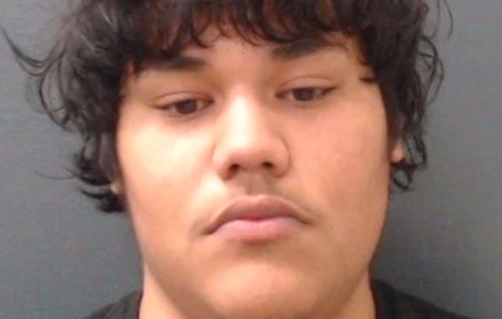 Suspect in New Braunfels Applebee’s Fatal Shooting Surrenders, Facing Murder Charges