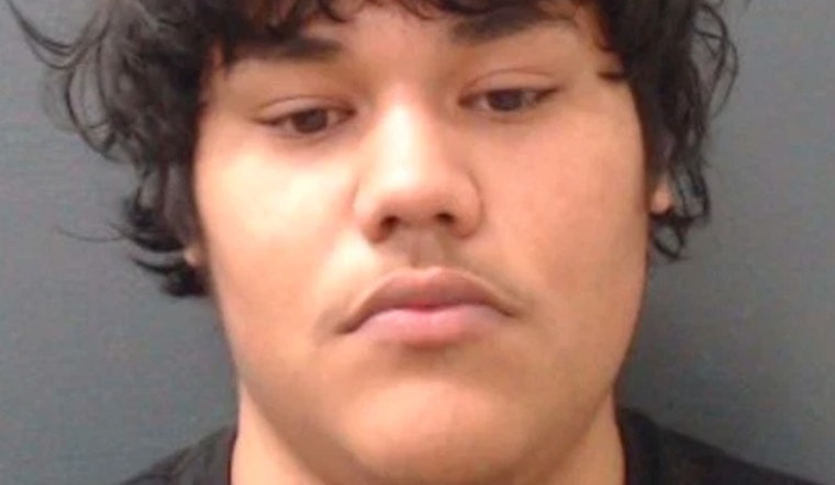 Suspect in New Braunfels Applebee’s Fatal Shooting Surrenders, Facing Murder Charges