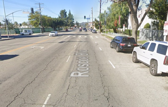 Swift Action by Los Angeles Fire Department Extinguishes Canoga Park Apartment Blaze in Minutes