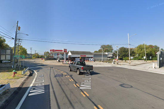 Tarentum Police Seek Suspect in Par Mar Gas Station Robbery, Community Urged to Provide Surveillance Evidence