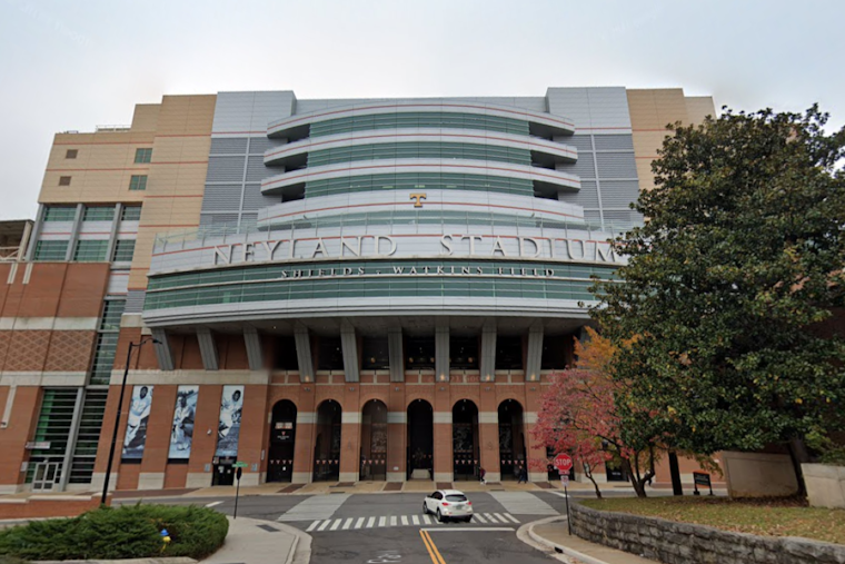 Tennessee Rallies to Seize Victory Over Alabama at Neyland Stadium