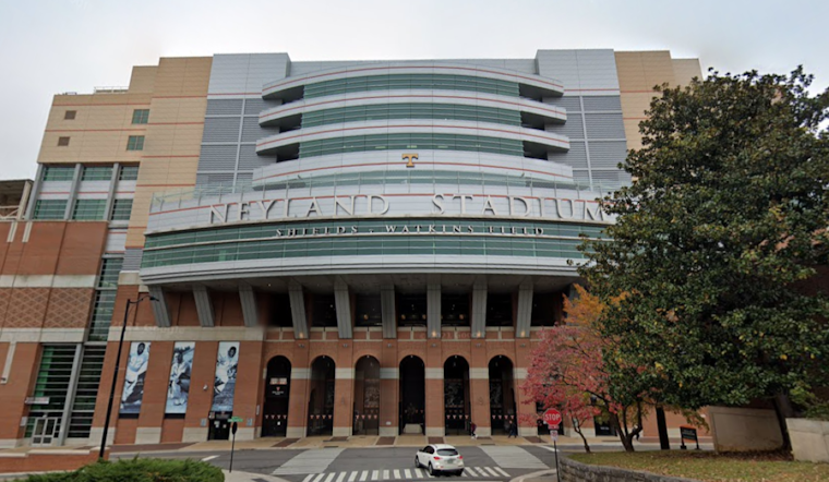 Tennessee Rallies to Seize Victory Over Alabama at Neyland Stadium