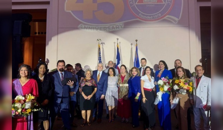 Texas First Lady Cecilia Abbott Honored with Barbara Bush Legacy Award by Latino Learning Center in Houston