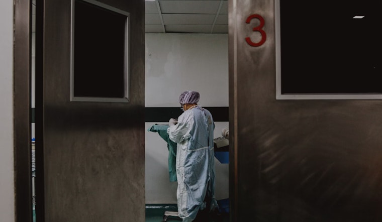 Texas OB/GYNs Consider Exiting Practice Amid Abortion Law Constraints, Survey Reveals
