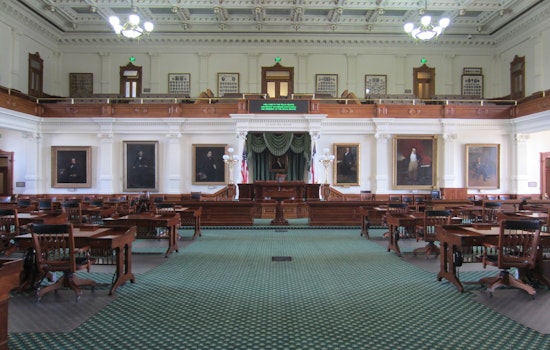 Texas Senate Committee Considers Mask Ban at Protests Amidst Debates on Anonymity and Civility