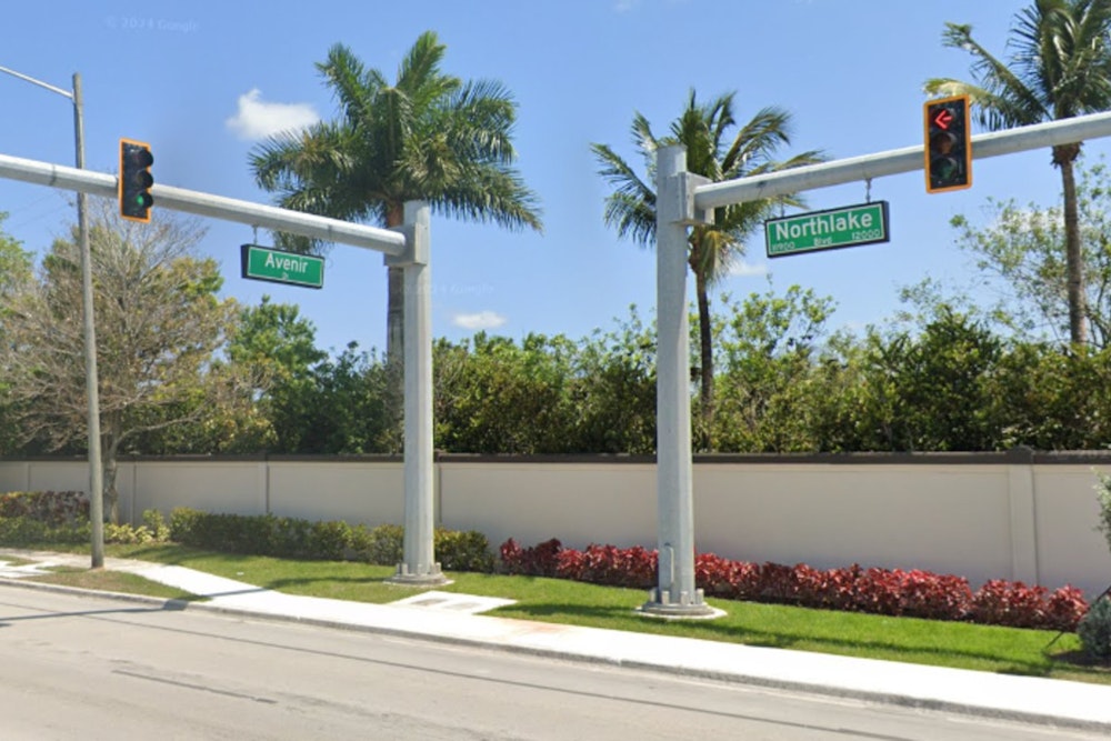 Palm Beach Gardens Struck by Tornado Amid Hurricane Milton Threat,