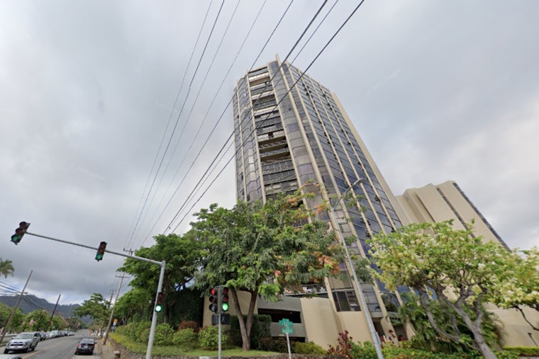 Trade Winds Return to Hawaii, NWS Advises Caution for Mariners and Pilots as Showers Persist