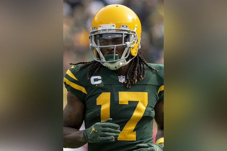 Trade Winds Stir in Las Vegas, Davante Adams' Silent Treatment Sparks Raiders Rumors
