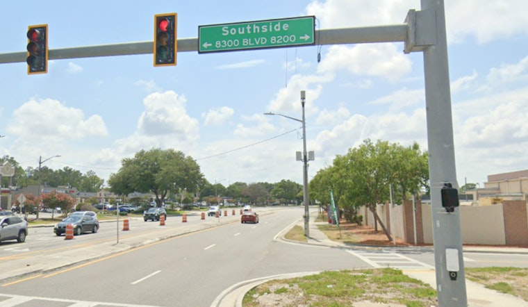 Traffic Alert, Crash with Injuries Closes Southbound Lanes on Jacksonville's Southside Boulevard