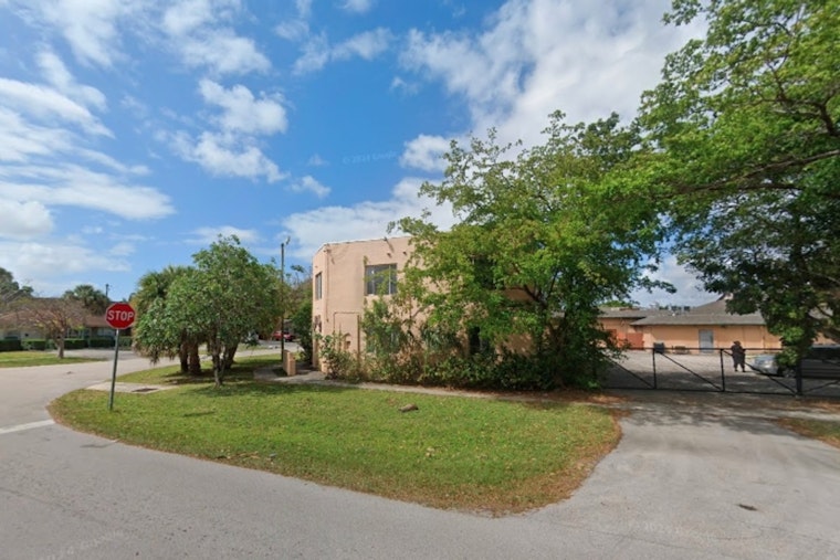 Two Children Hospitalized in Pompano Beach After Being Splashed With Unidentified Liquid During Adult Dispute