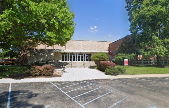 Two Coaches Wounded in Post-Game Shooting at Indianapolis' Cardinal Ritter High School, Community Rallies Amidst IMPD Investigation