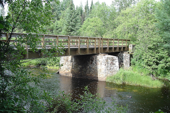 Two Hikers Found Safe After Nighttime Rescue in Michigamme Township's McCormick Wilderness