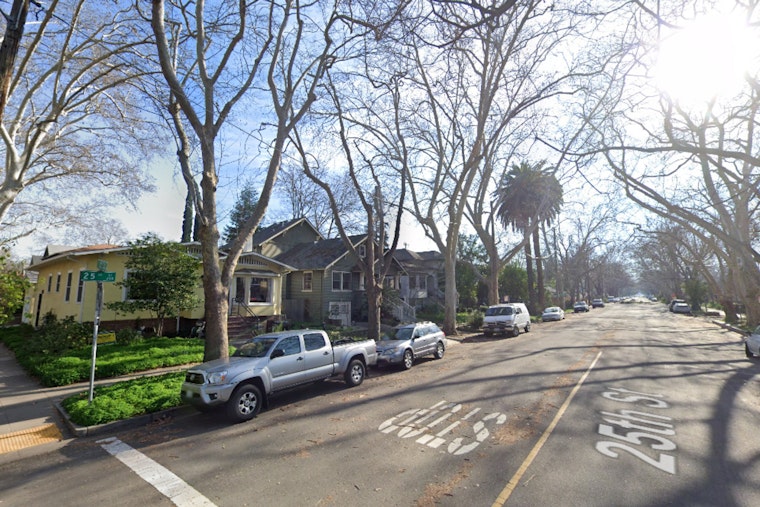 Two Injured, Ten Pets Rescued After Apartment Fire Rages in Sacramento