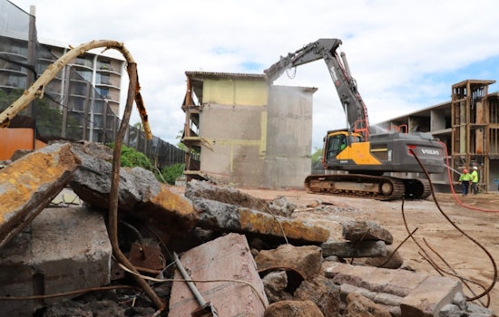 Uncle Billy’s Hilo Bay Hotel Demolition in Progress Amid Delays and Mechanical Issues in Hilo