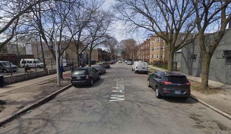 Unidentified Man Fatally Shot on West Side of Chicago, Police Seek Suspect