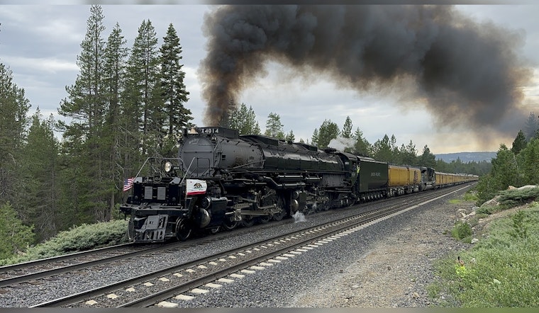Union Pacific's Big Boy No. 4014 Steams into Houston for Heartland of America Tour Stop