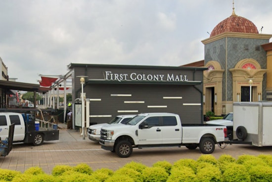 Uniqlo Amplifies Texas Presence with New Stores in Houston and Dallas