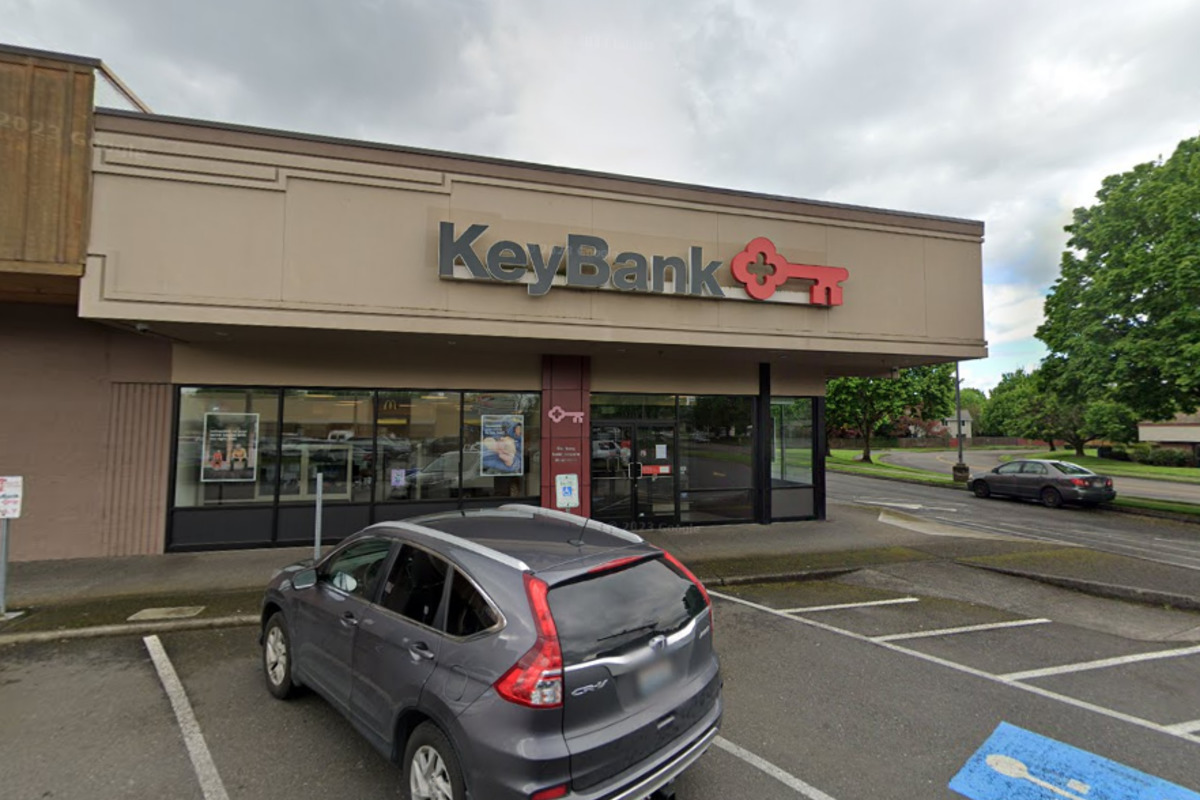 Vancouver Police Swiftly Apprehend Suspect Following Armed Robbery at