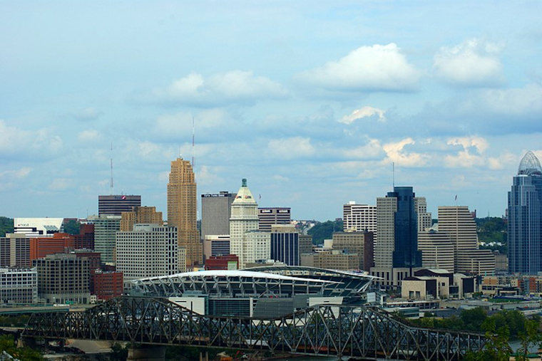 Warm Weather to Prevail in Columbus and Cincinnati Ahead of Afternoon Cold Front